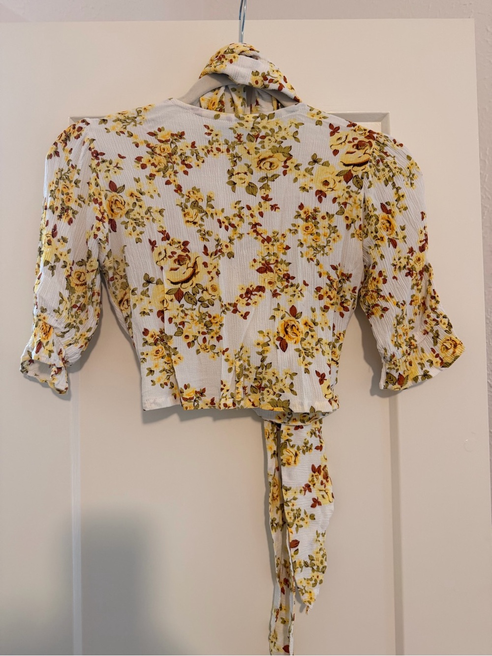 Faithfull the Brand Mali Wrap Top in Off White Goldie Top - Picture 5 of 6